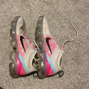 Nike blue and pink air vapor max